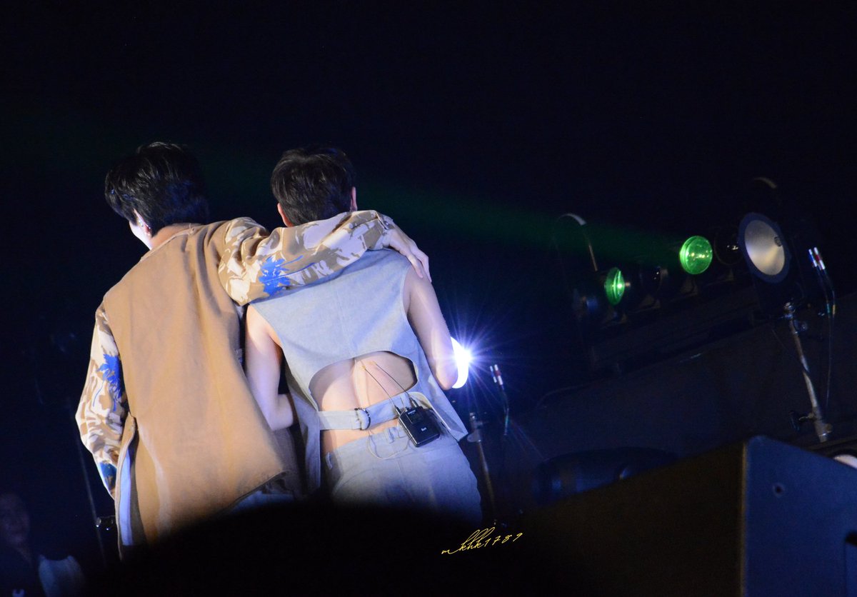 🥹🥹🥹

#PEBACACONCERTINJAPAN
#OffJumpol #GunAtthaphan
#OffGun