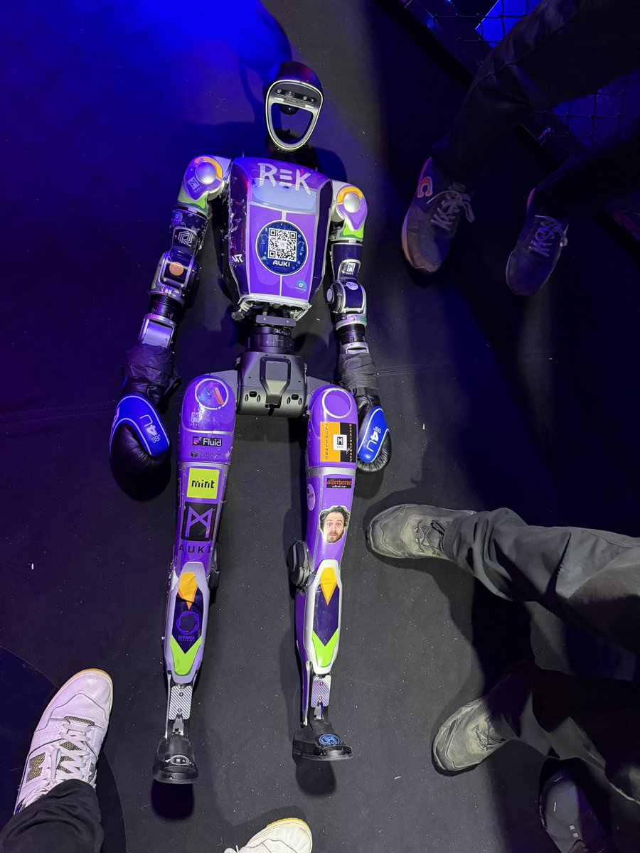 The champion of the world's first humanoid robot fight covered in AUKI. Still Day One. 🟦
