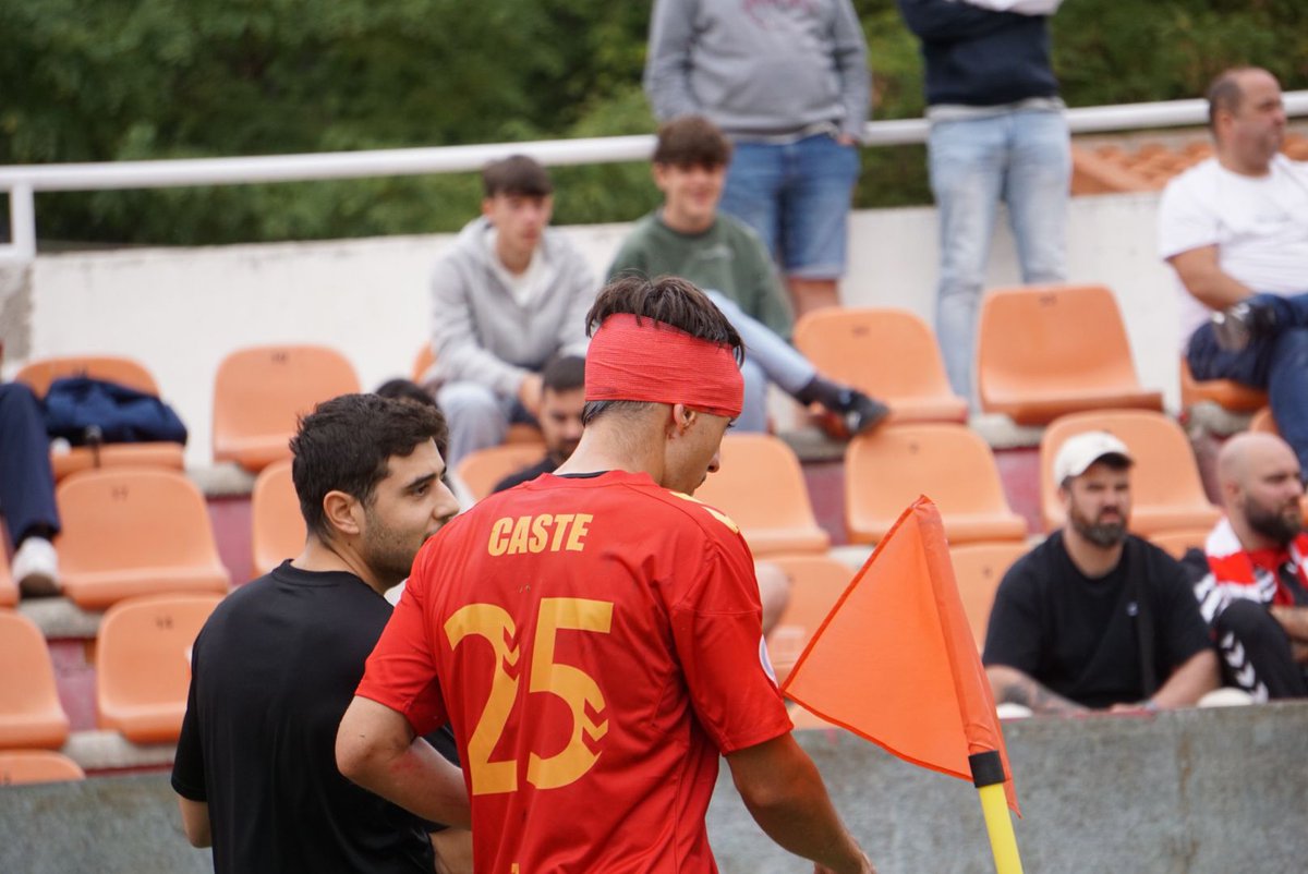 Si buscas en la rae la definición de compromiso te sale el partido de <a href="/castedavid18/">Caste</a> hoy 

Menuda forma de dejarse todo por este escudo ❤️