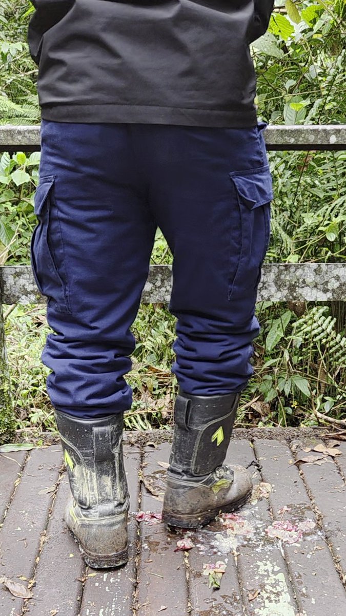 Boots Crusher tweet media