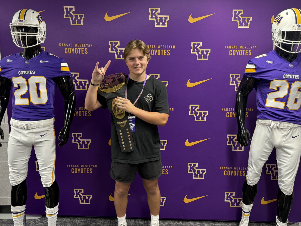 Thank you to <a href="/QBcoachsnyder/">QBcoachsnyder</a> and to <a href="/coachmattymidd/">Matt Middleton</a> for hosting me this weekend at KWU! Roll Yotes!
<a href="/TupperCoach/">Dustin Tupper</a>