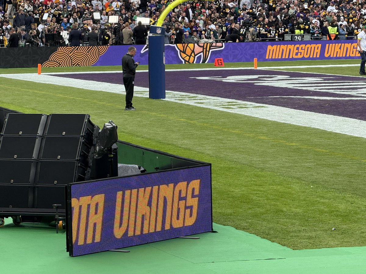 NigelKBaker's tweet image. Interception! Ta Vikings!