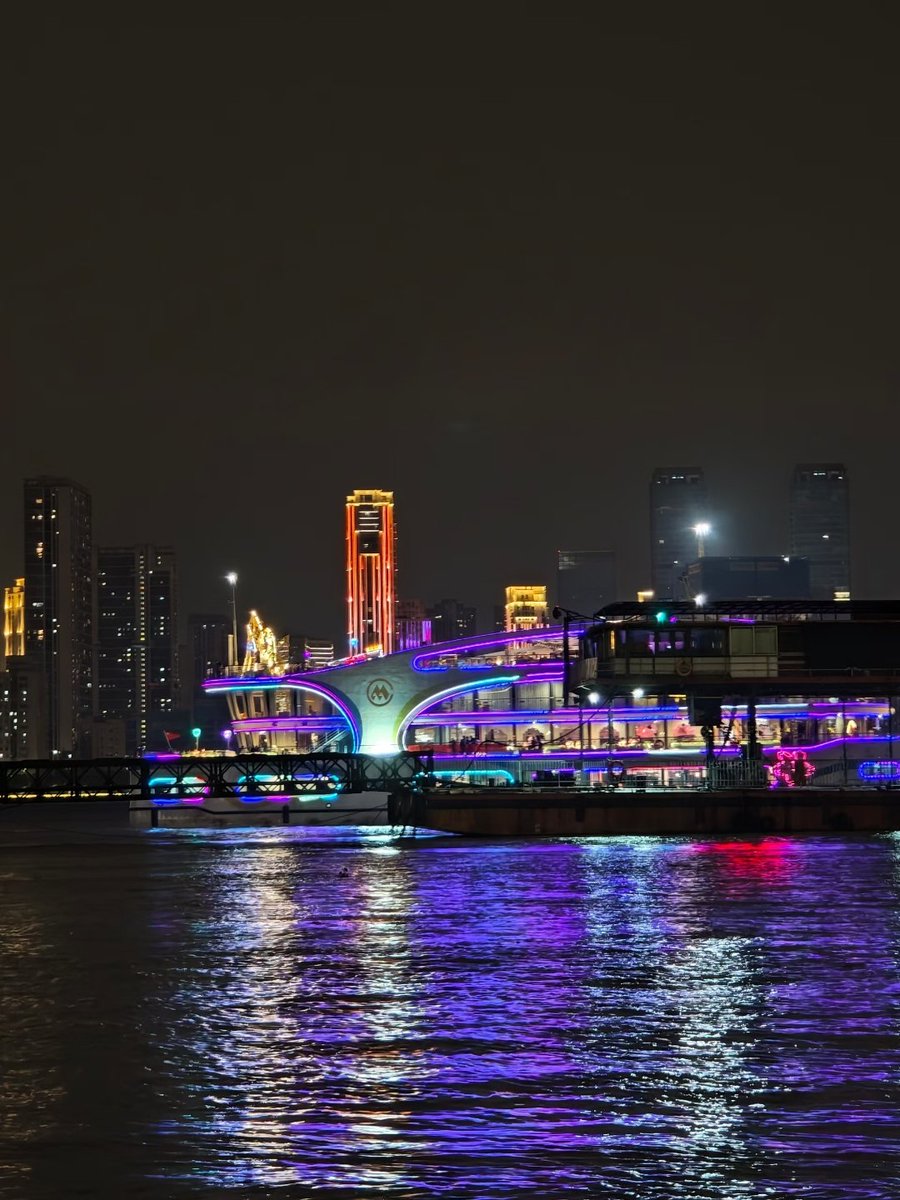 Alice166166's tweet image. 晚安啦😊