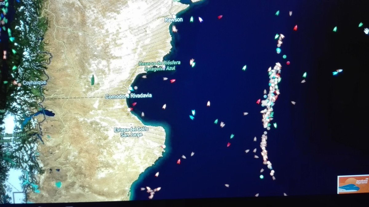 El problema no son los barcos chinos en la milla 201, es la ausencia de barcos argentinos en la milla 200.
