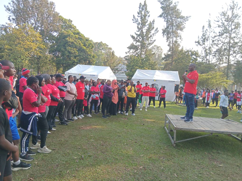 Mu gitondo cy'uyu munsi, muri <a href="/RubavuDistrict/">Rubavu District</a> hizihirijwe Umunsi Mpuzamahanga wo kurwanya indwara z’umutima. 
Insanganyamatsiko iragira iti: “Bungabunga ubuzima bw’umutima wawe.” aho <a href="/RBCRwanda/">Rwanda Biomedical Centre</a> yifatanyije n’abaturage bo mu murenge wa Gisenyi na Rubavu muri siporo rusange.