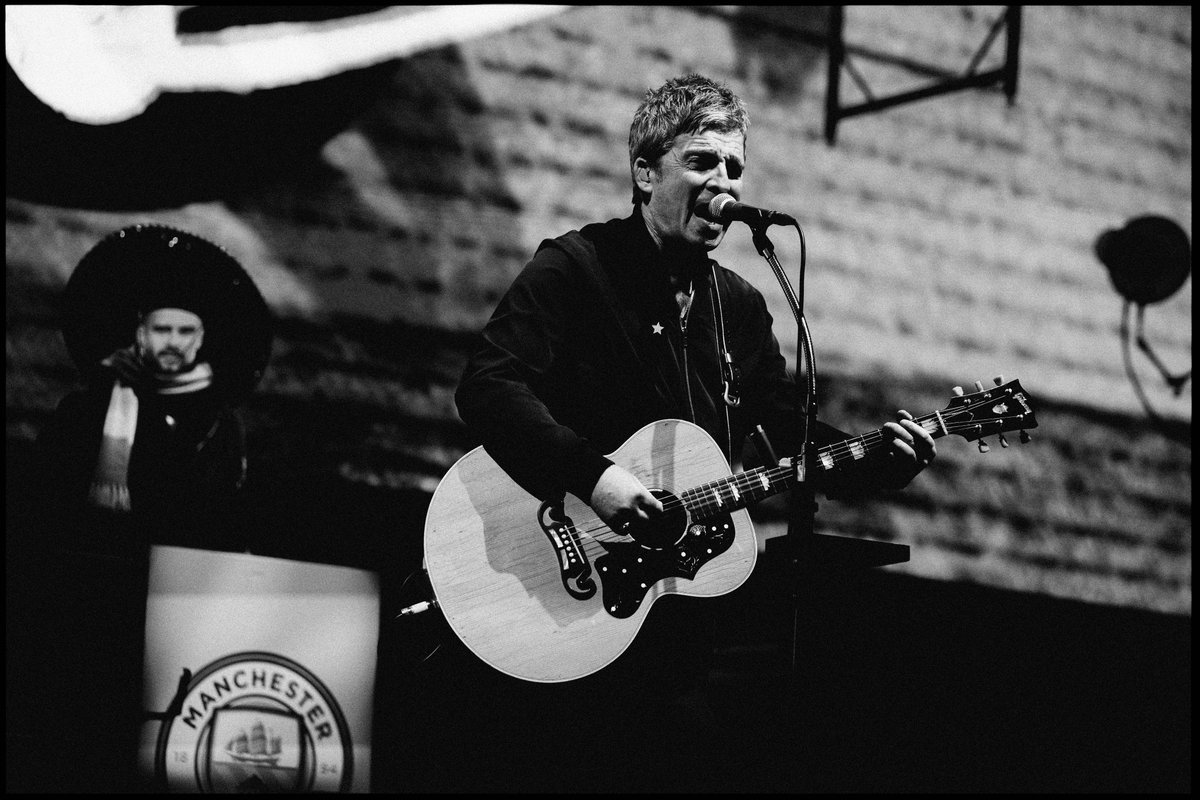 Night six, London Wembley
27.09.25
#OasisLive25