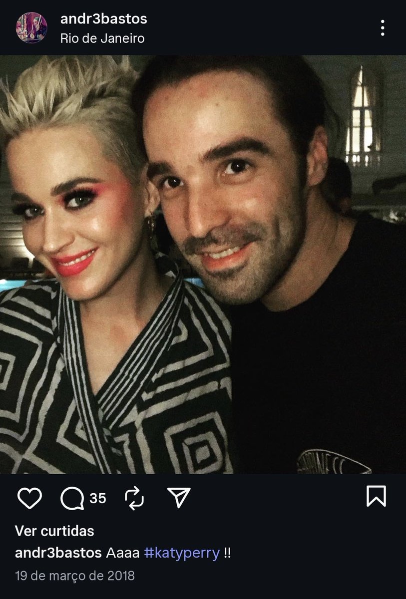 mendes_vi's tweet photo. GENTEEEE, o relato desse querido de quando a Katy veio pro brasil em 2018, ele me mandou a foto do amigo dele pelo insta 🥹🥹🥹 https://t.co/GguEGt7fy4
