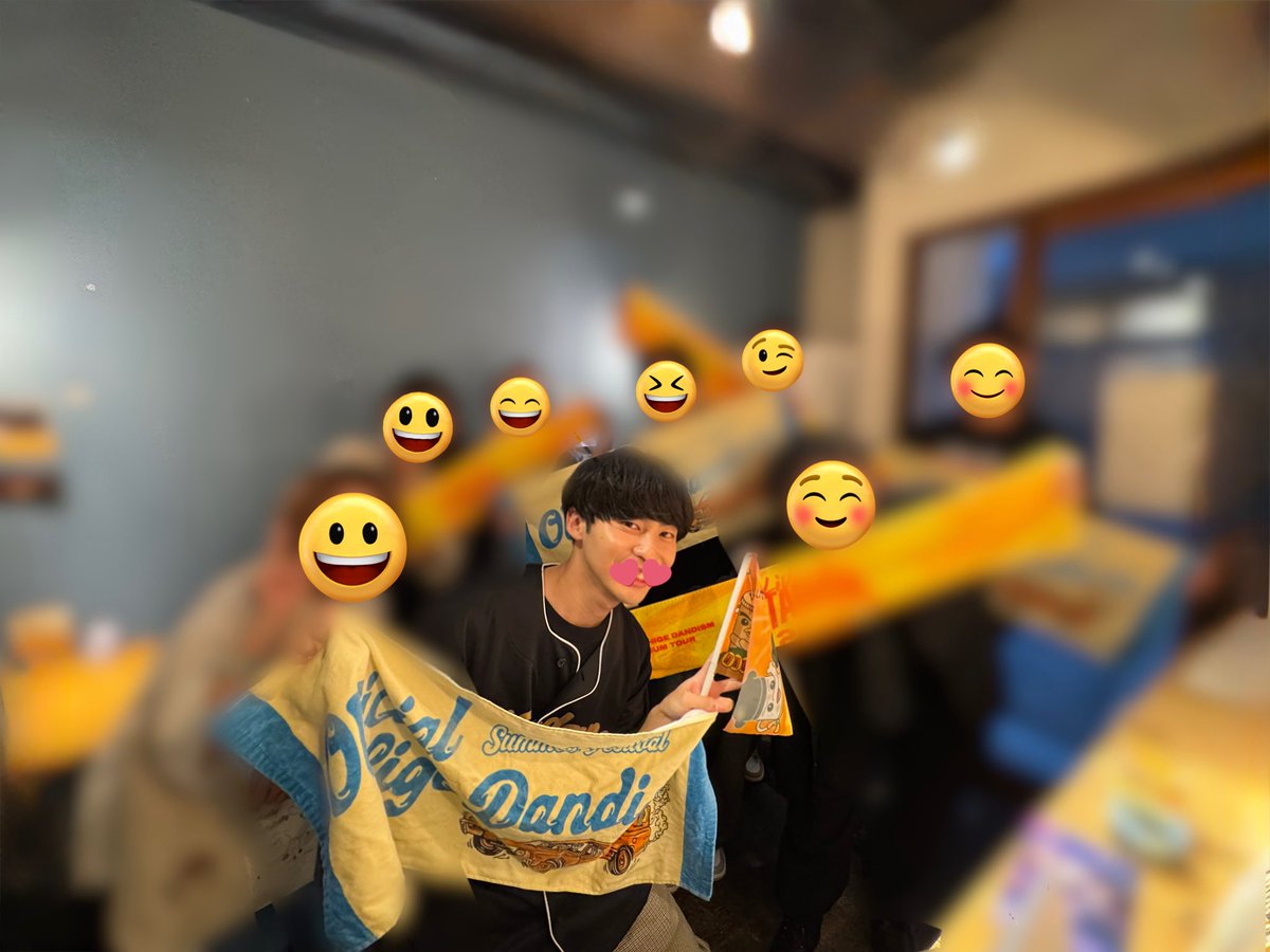 swugoro's tweet photo. 今日は5人でうたべにお邪魔してきた！
推し食をしながらいろんな髭団さんと楽しくお話しできて最高だったな✨
また、来月もお邪魔する予定なので、行く予定の髭団さんよろしくお願いします🙇‍♂️

#うたべ https://t.co/TuObLpN8AI