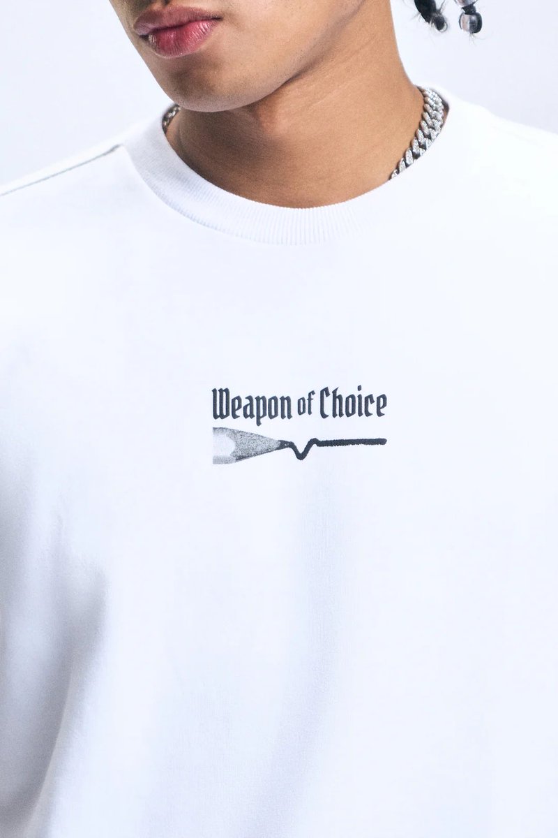 I made this cool graphic tee I know us artists can really appreciate 😌💙

OXGN site: oxgnfashion.com/collections/me…
Shopee: ph.shp.ee/9k4RhKU