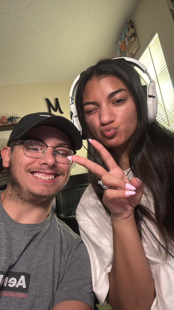 LoveandLevels's tweet photo. Time for more the LAST OF US PT.2!!!
Link in bio or at https://t.co/XWs7fymYXz
#twitch #twitchstreamer #couples #couplegamers #couplestream #coupleswhogame #discord #streaming #gamers #videogames #liveontwitch #pcgaming #goinglive #affiliate #affiliated #TheFireKeepers https://t.co/FnxurRXiXQ