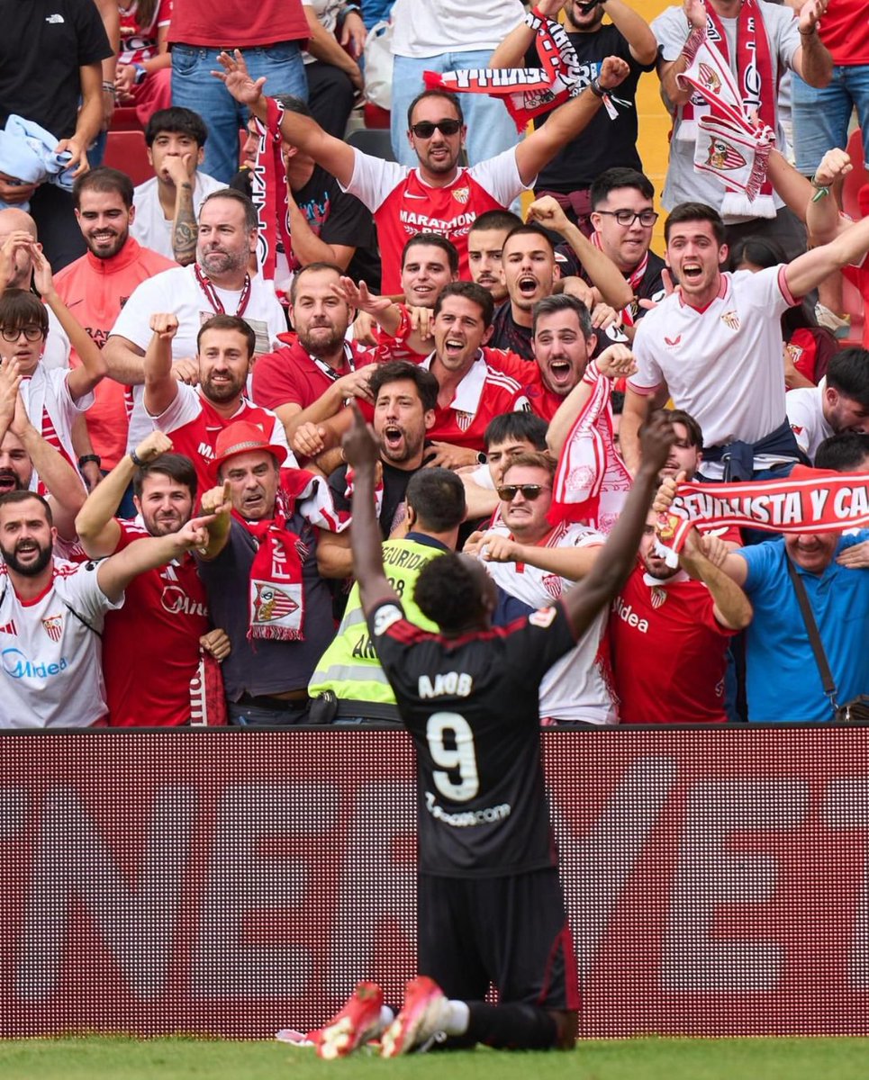 PS Sevilla Blinders tweet media