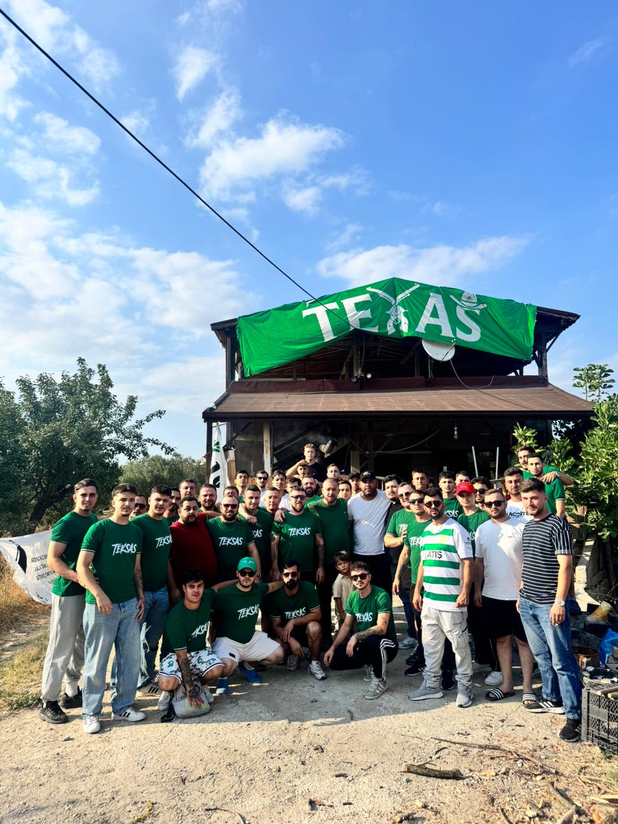 Bizi Biz Yapan Yan Yana Omuz Omuz Durmamızdır
#Bursaspor #teksasorg