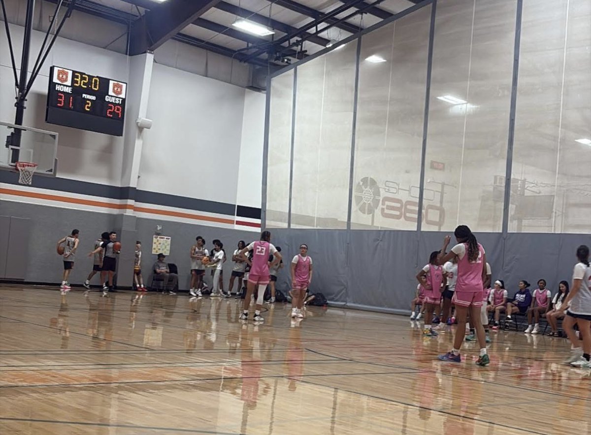 🏀 Warren Girls Basketball 🏀 tweet media