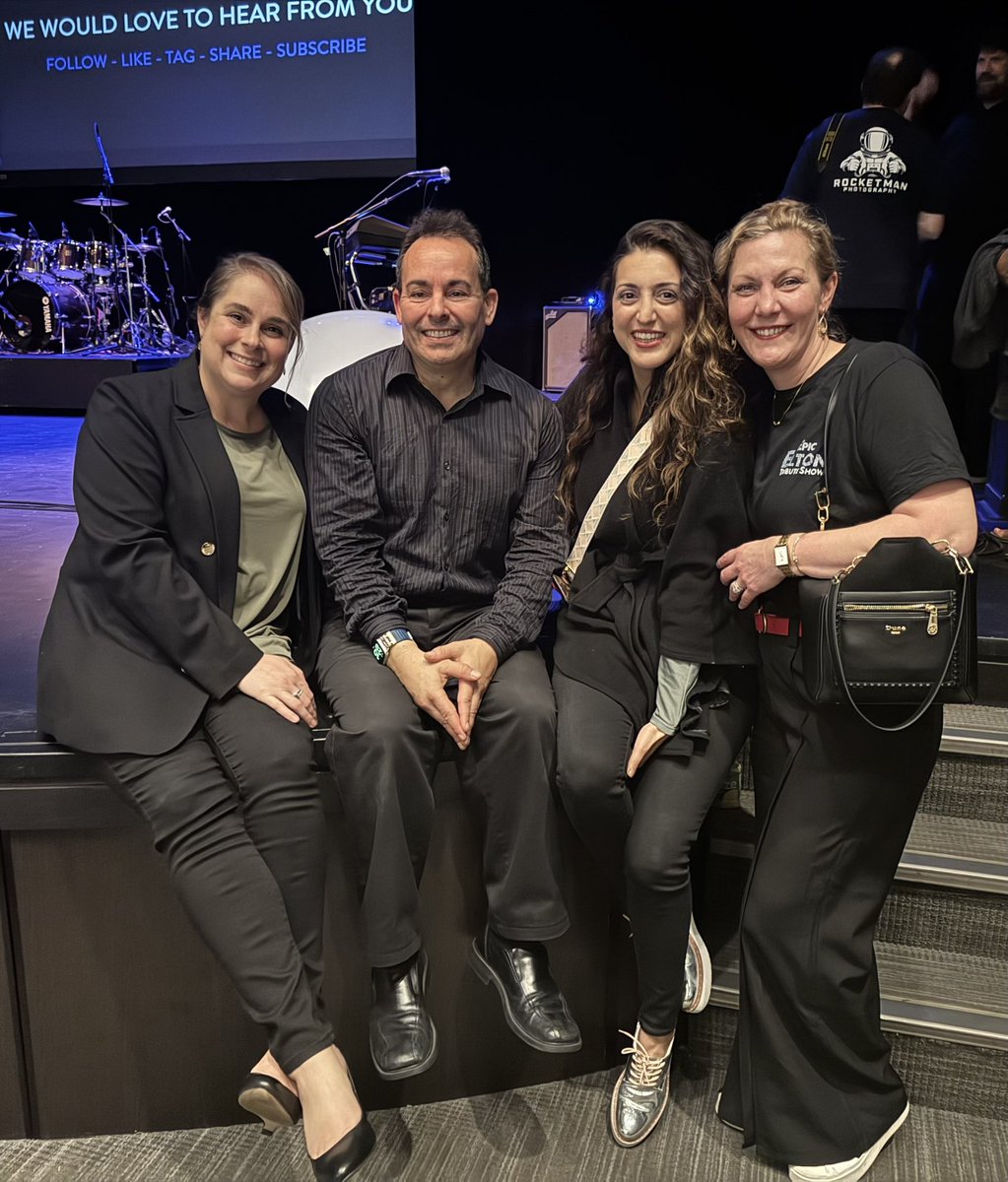 TonyCutrone's tweet photo. Ladies Night for the Cutrones in Ottawa last night. Even my Mom joined in on the fun! First time she’s seen me rock a stage in decades. It’s always awesome to perform in front of family ❤️ Been here so much it’s starting to feel like Ottawa is becoming my second home!
#EpicElton https://t.co/ckE7GrCQsZ