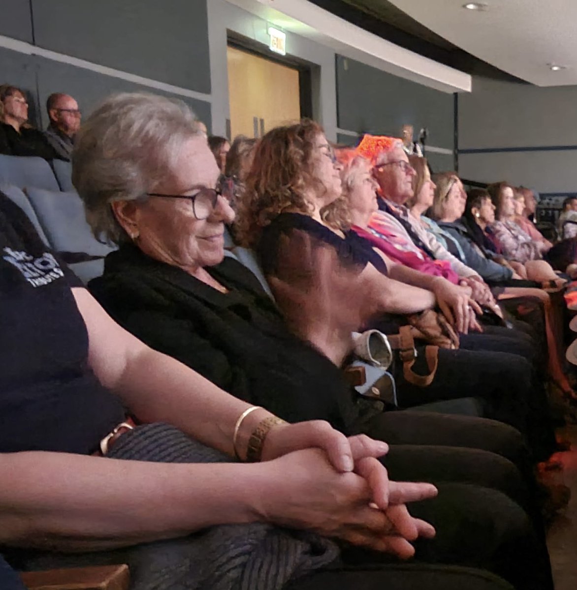 TonyCutrone's tweet photo. Ladies Night for the Cutrones in Ottawa last night. Even my Mom joined in on the fun! First time she’s seen me rock a stage in decades. It’s always awesome to perform in front of family ❤️ Been here so much it’s starting to feel like Ottawa is becoming my second home!
#EpicElton https://t.co/ckE7GrCQsZ