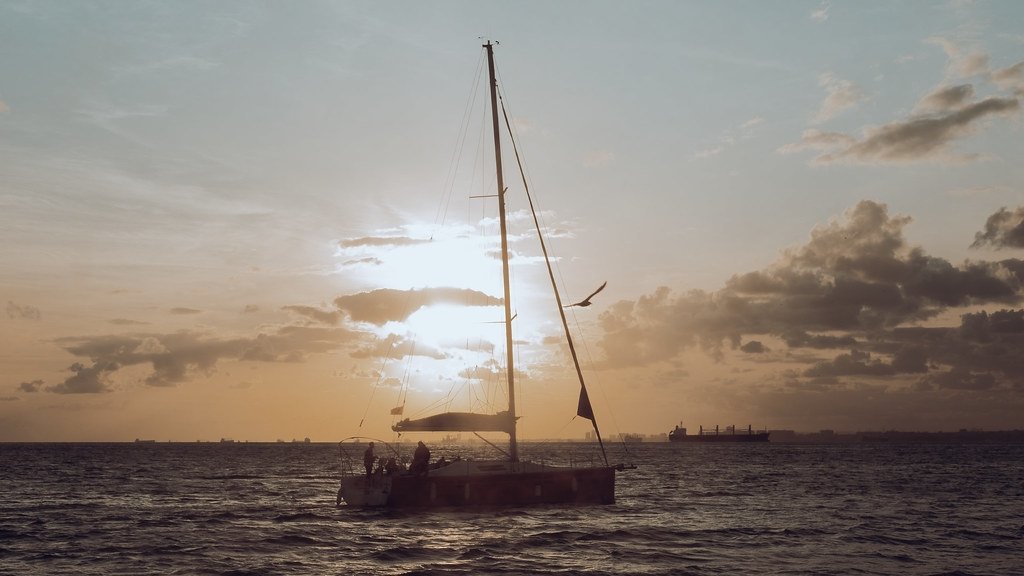 dünden kalanlar. kabataş - bostancı rotası epey keyifliymiş.

#photograghy