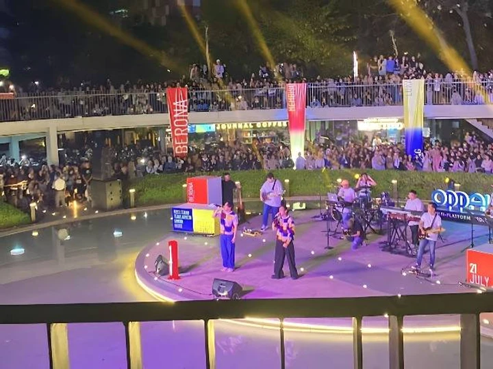 Indonesian Poop Base tweet media