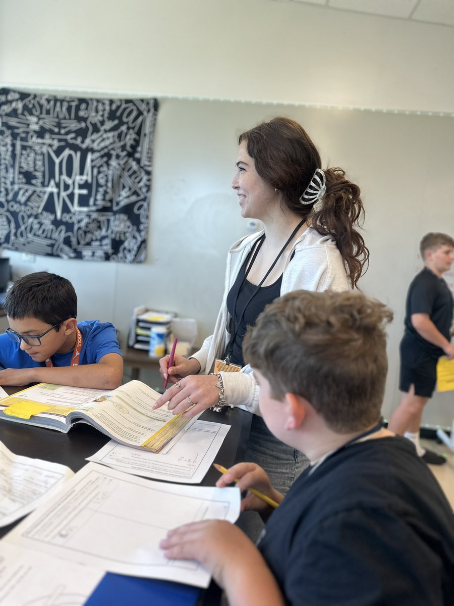 HumbleISD_AVID's tweet image. 🚀 AVID Tutorials in full swing @HumbleISD_WLMS!
Students leaning into the TRF process, asking powerful questions, and leading their own learning while tutors & teachers cheer them on. 💡 Growth, grit, and collaboration on display — love seeing #StudentVoice shine!