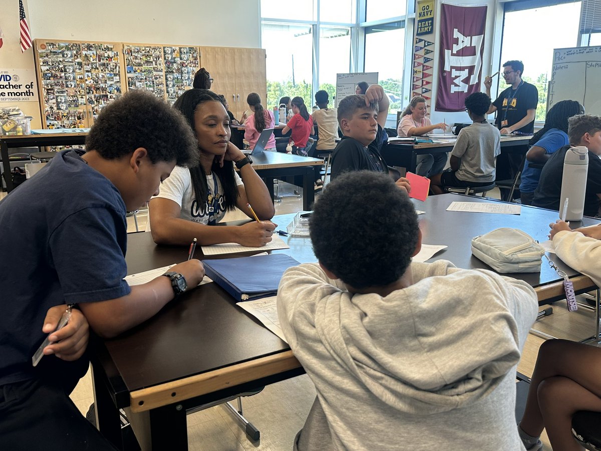 HumbleISD_AVID's tweet image. 🚀 AVID Tutorials in full swing @HumbleISD_WLMS!
Students leaning into the TRF process, asking powerful questions, and leading their own learning while tutors & teachers cheer them on. 💡 Growth, grit, and collaboration on display — love seeing #StudentVoice shine!