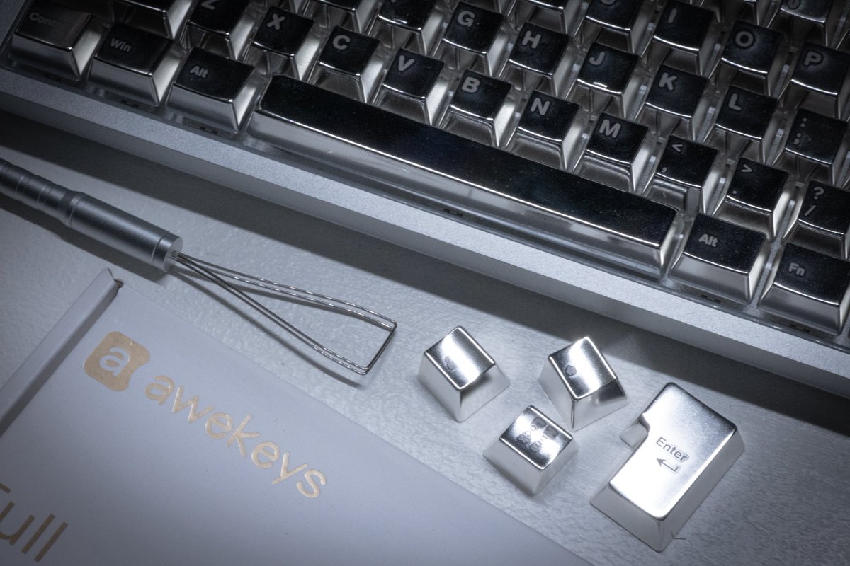 Awekeys Silver color
Full Metal Keycap setup🩶
【#PR】

メタル製の高級キーキャップを取り付けてみました✨