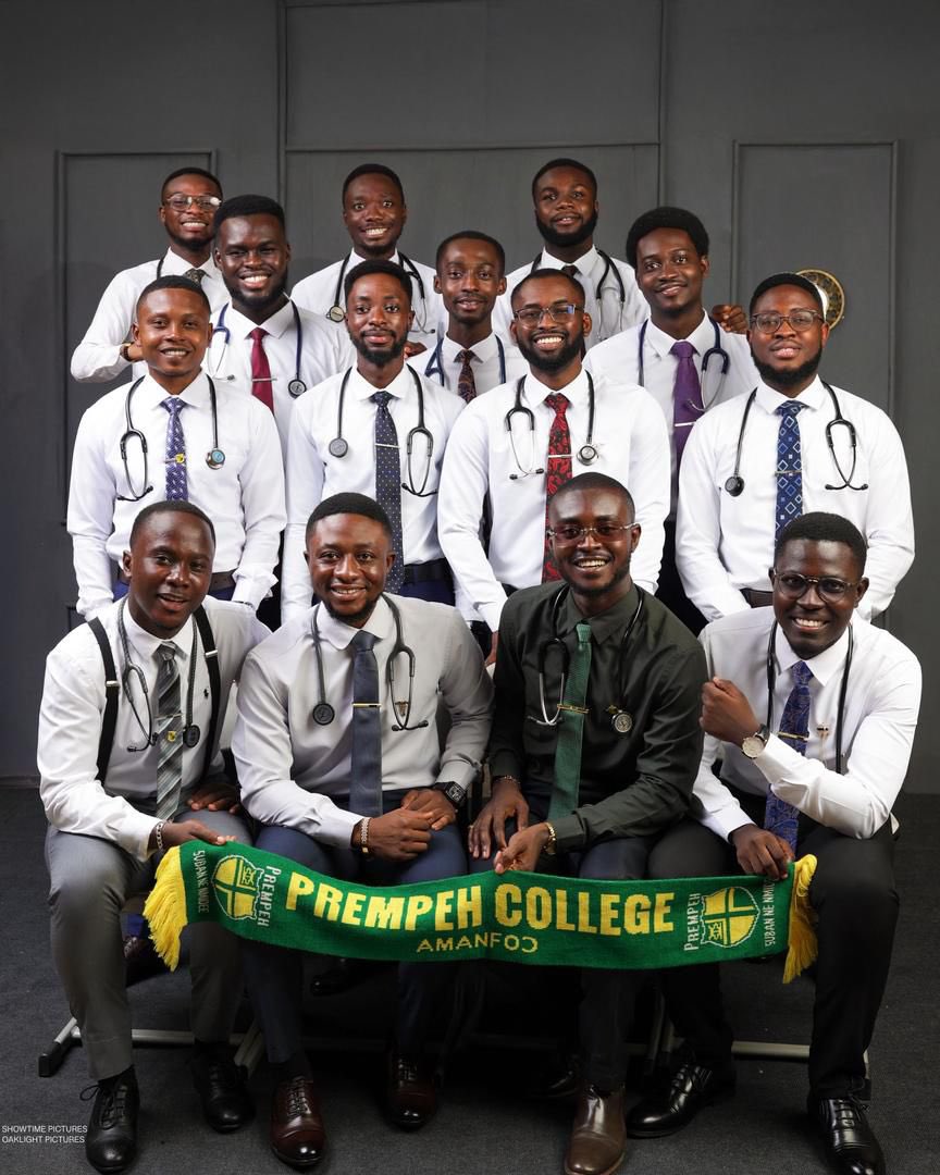 bhadext's tweet image. 2025 class of KNUST Medical doctors from Prempeh College💚! Brilliant boys from Sofoline 🤛🏻THE BEST. Congrats seniors!