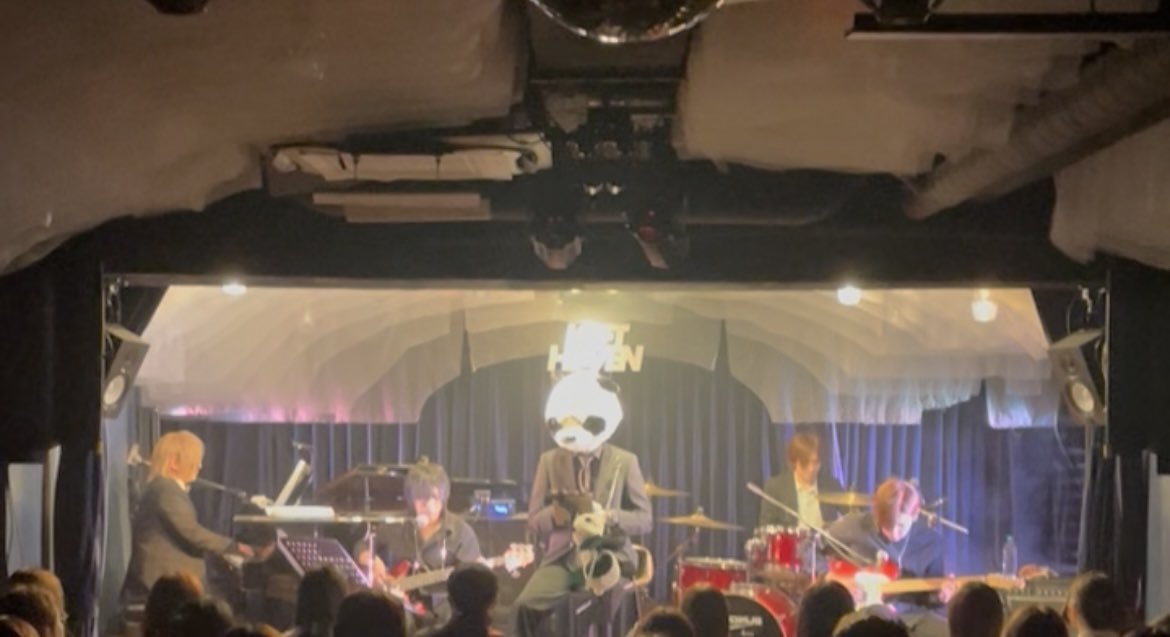 KAKURIYO PANDA.1st mini Album
『ツギハギ奇譚』
全曲フルアコースティックワンマンSHOW
【ツギハギノ 言葉重ネテ 月ヲ聴ク】

＠  渋谷ロフトヘヴン

ご来場の皆様ありがとうございました🐼
いつもとは違った雰囲気の『ツギハギ奇譚』の楽曲をお楽しみ頂けたでしょうか。