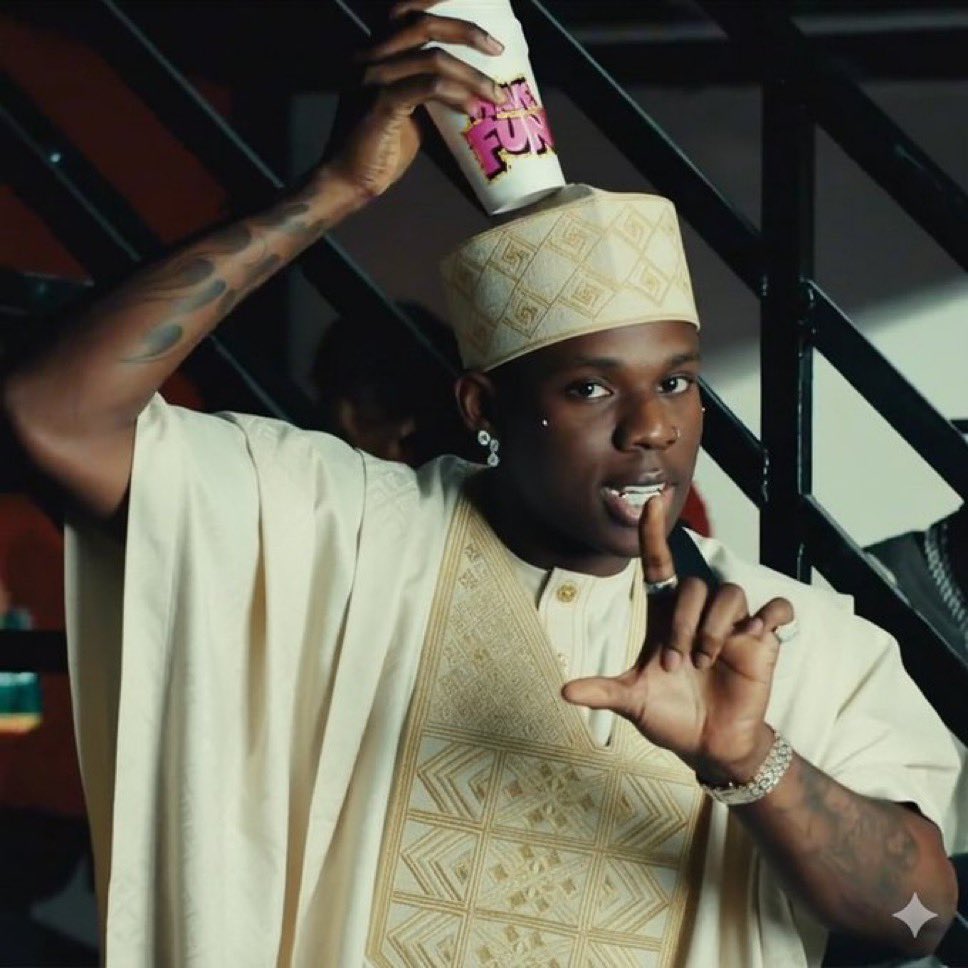everybodycantbefamousmynigga tweet media