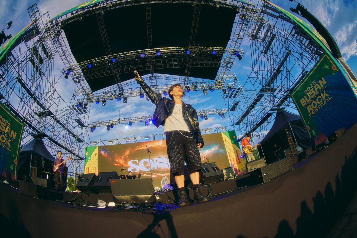 𝟐𝟎𝟐𝟓 𝐁𝐔𝐒𝐀𝐍 𝐈𝐍𝐓𝐄𝐑𝐍𝐀𝐓𝐈𝐎𝐍𝐀𝐋 𝐑𝐎𝐂𝐊 𝐅𝐄𝐒𝐓𝐈𝐕𝐀𝐋 𝐎𝐅𝐅𝐈𝐂𝐈𝐀𝐋 𝐏𝐇𝐎𝐓𝐎

#소란 #SORAN
#고영배 #서면호 #이태욱
#부산국제록페스티벌 #부산록페