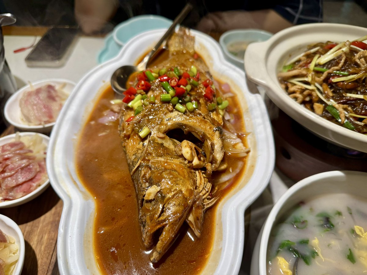 關 河 冷 落 tweet media