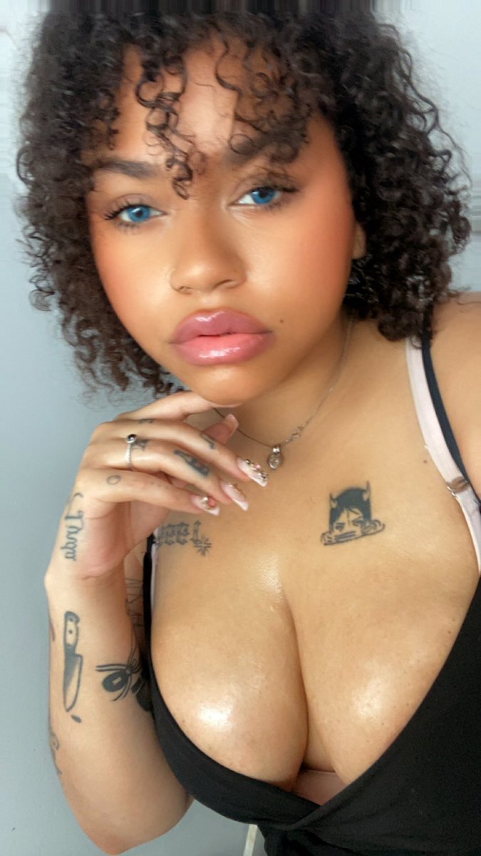 Good afternoon! 🩷 come spend some time with me at Supreme spa North York ! +1 647-793-1856