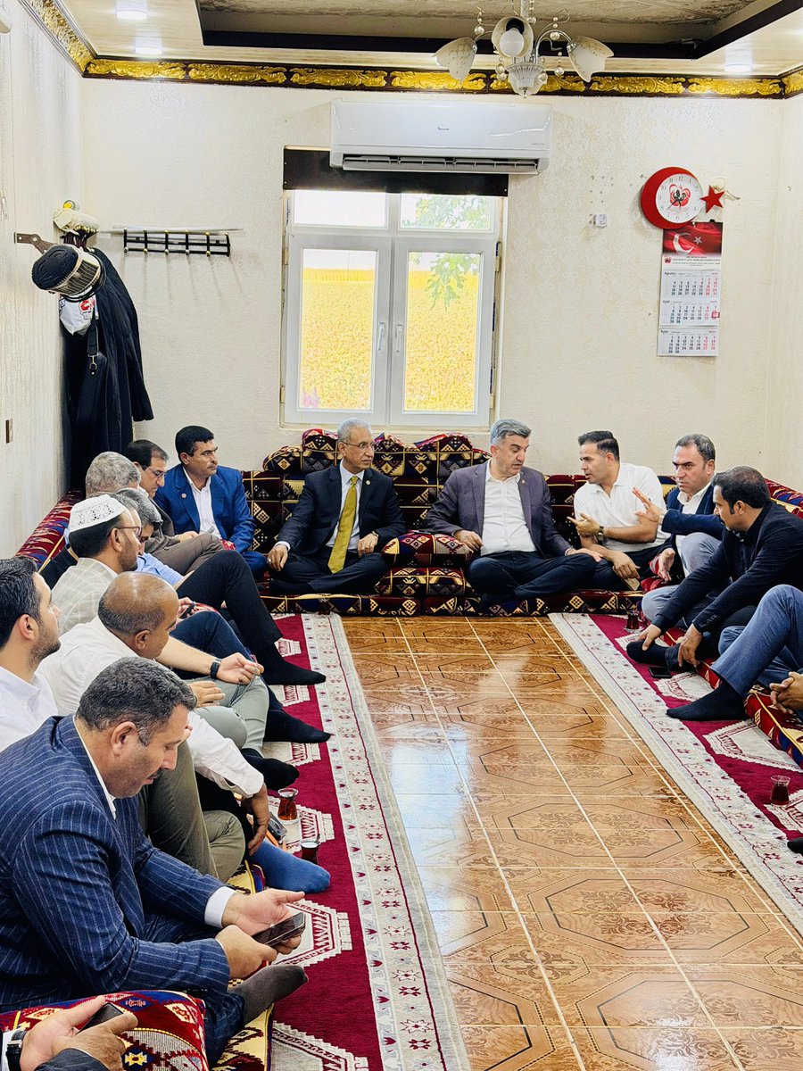 Bugün Şehit Onbaşı Kasım AKSOY un’kıymetli ailesine ziyarette bulunan AK Parti Şanlıurfa Milletvekilimiz Sn.<a href="/ProfDrDusak/">Prof Dr Abdurrahim Dusak</a> AK Parti <a href="/milhamigunbegi/">M.İlhami GÜNBEGİ</a> Eyyübiye İlçe Başkanımız Sn. <a href="/ElgunSuleyman/">Suleyman Elgün 🇹🇷🌹</a> Sn. Ali Çiftçi ile il ve ilçe teşkilatına nazik ziyaretlerinden dolayı teşekkür ediyoruz.