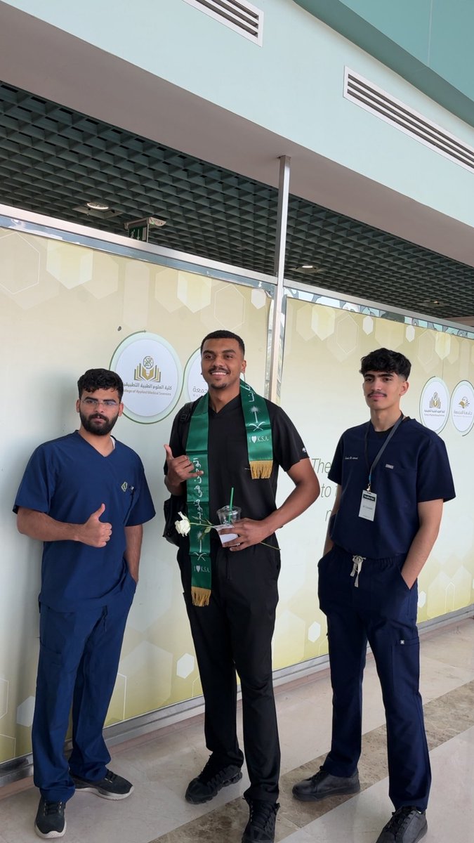 20_05sd's tweet photo. MU National day went great🇸🇦💚 https://t.co/ifAQxQKtjr