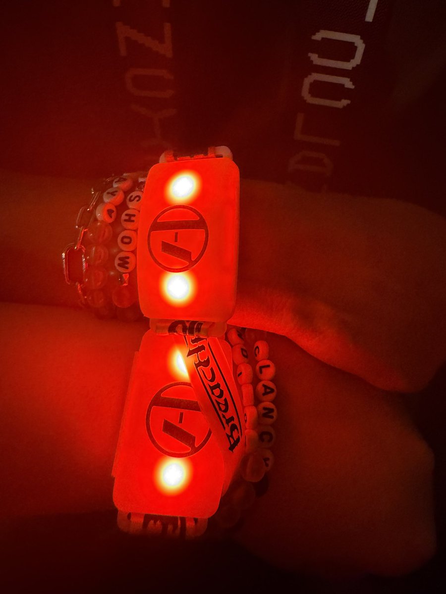 so sad, dema has won😔