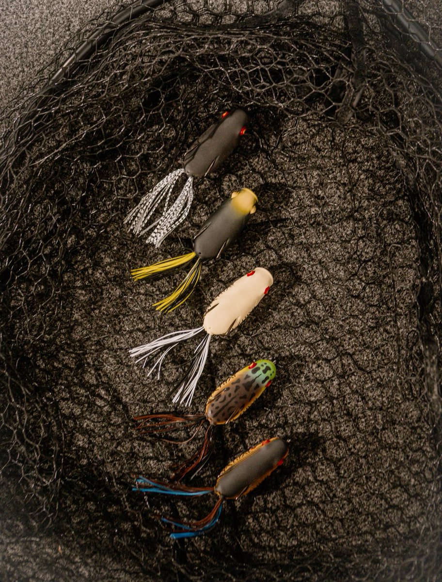 Toadthumpr's tweet image. Getcha some @TackleWarehouse !
Best frog ever made !