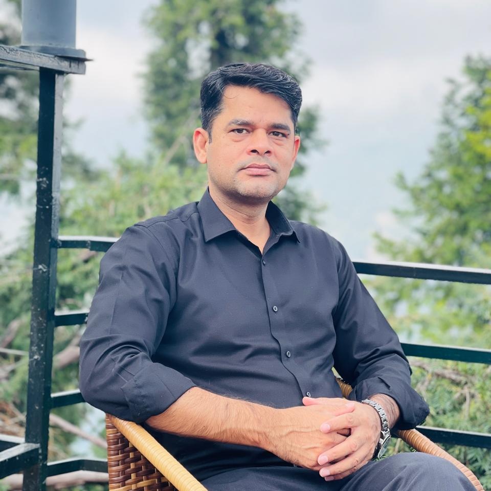 MSohailAmir's tweet photo. #NewProfilePic https://t.co/ZSk8tSnZdK