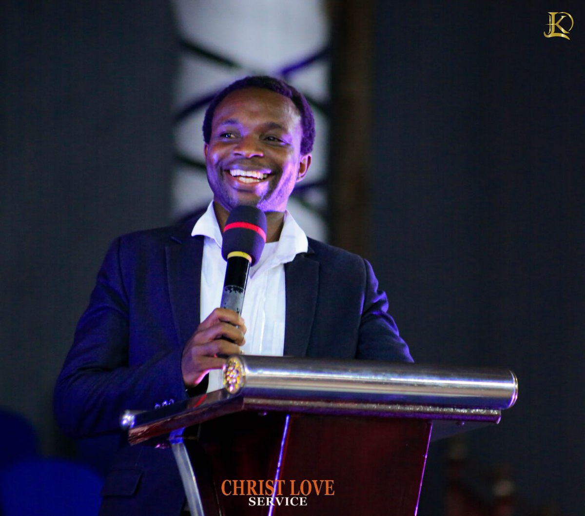 CFCFORTPORTAL's tweet image. Worship isn't limited to a single event; it's a continuous lifestyle of honoring and glorifying God in everything.

Pr.  Robert Kusemererwa

#Christlove
#YouthService
#WorshippingGod
#InSpiritAndInTruth