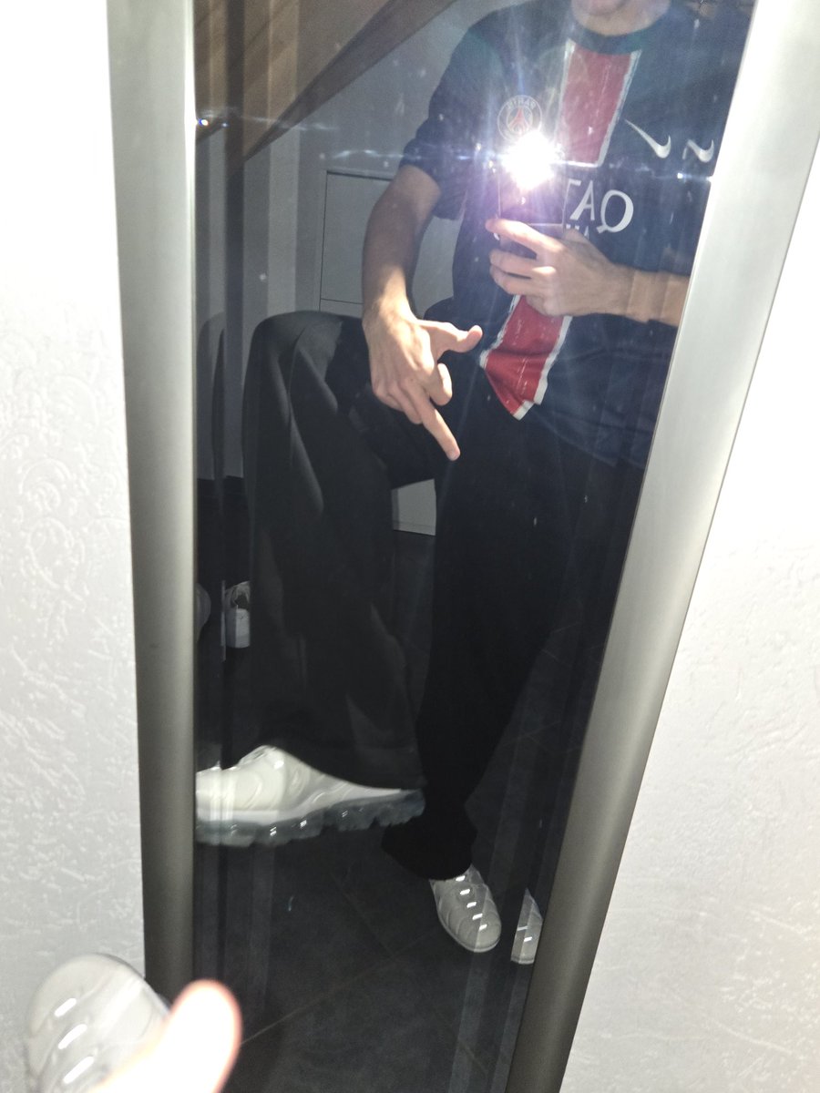 master1_lukas's tweet photo. Drop to your knees and start $ending worthless f@g
Sniff and relapse homo 🤑🏧 https://t.co/wIMbQycfAp