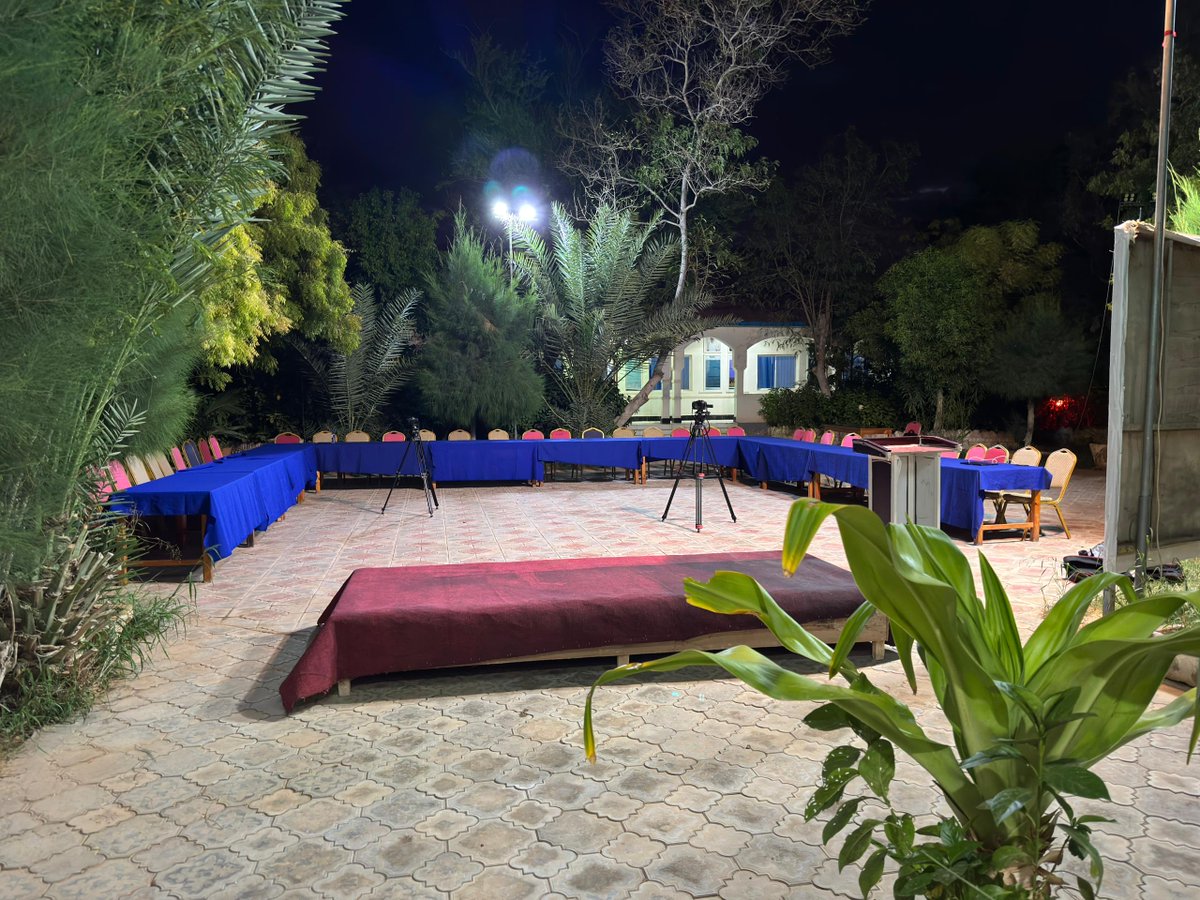 BalqiisInsights's tweet photo. 📢 The program is ready!

Tonight in Garowe, @BalqiisInsights proudly presents The Balqiis Public Forum for Peace (PFFP).

📍 PDRC, Garowe
🕡 6:30 PM
🎯 Theme: Youth & Migration in Somalia

We warmly invite the people of Garowe to join this important dialogue on youth and migration, shaping sustainable solutions for peace.

#YouthAndMigration #BalqiisInsights #PublicForumForPeace #Somalia