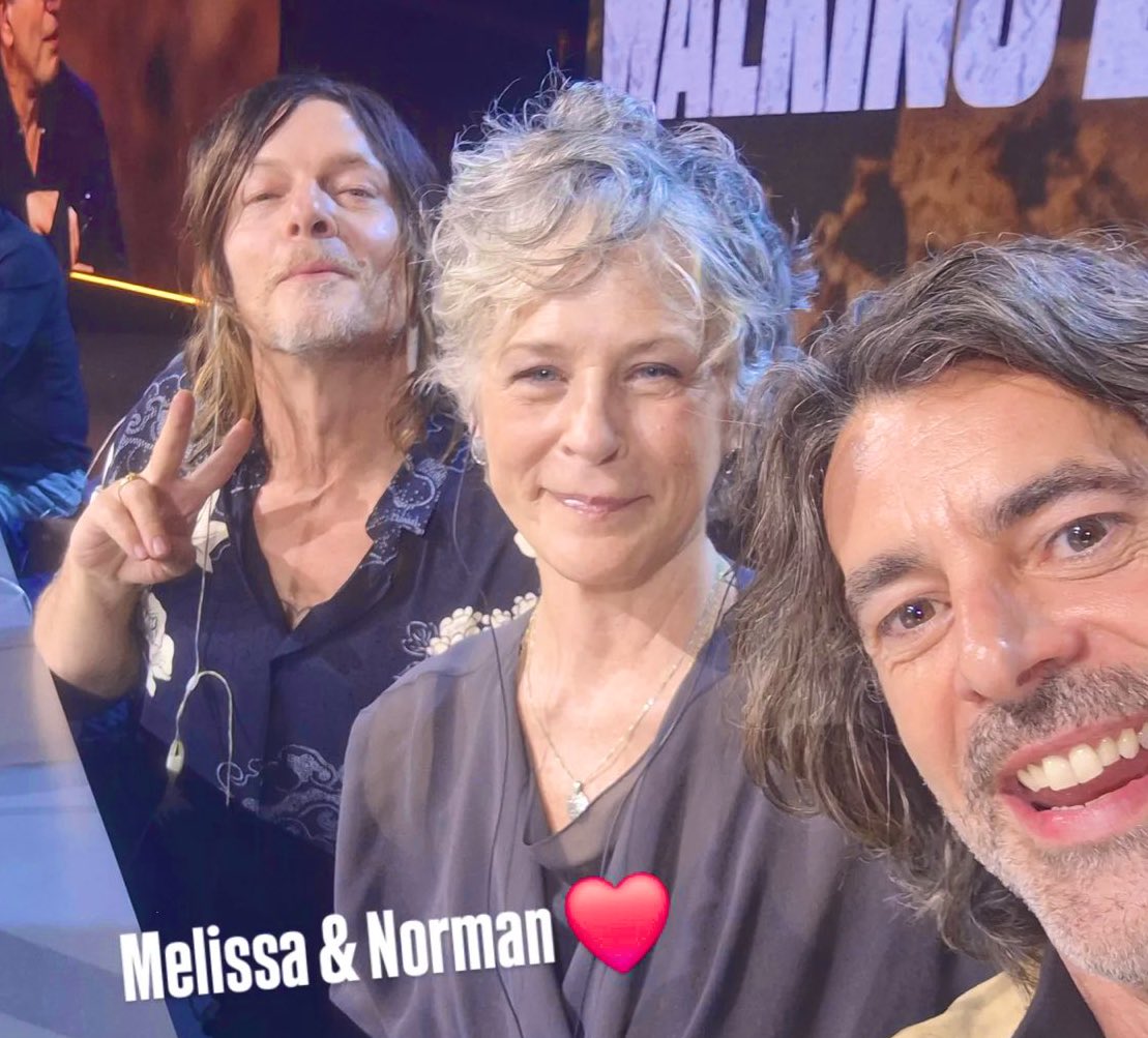 SkymiiboTWD's tweet photo. Happy #TWDSunday, #TWDFamily!! ❤️🧟♀️ https://t.co/QlyPlRD1bv