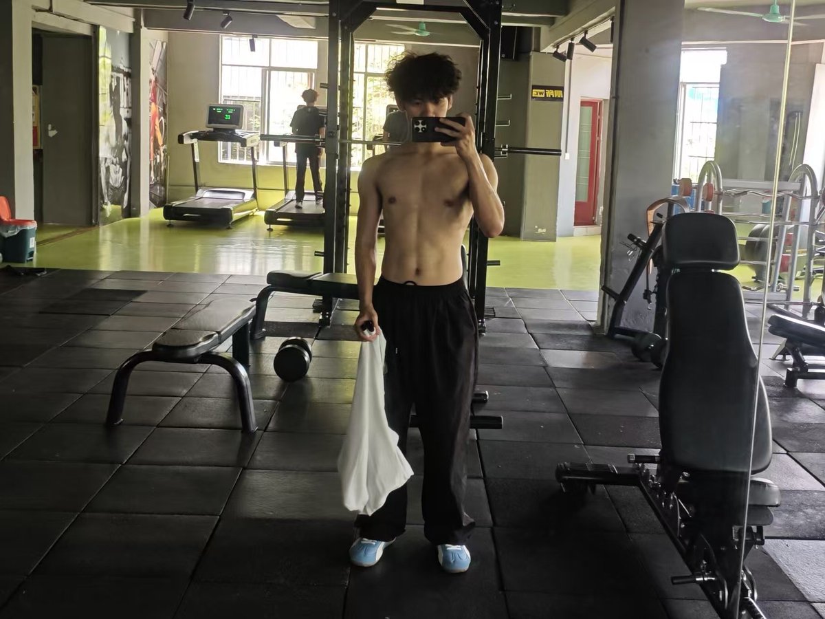 小智 tweet media