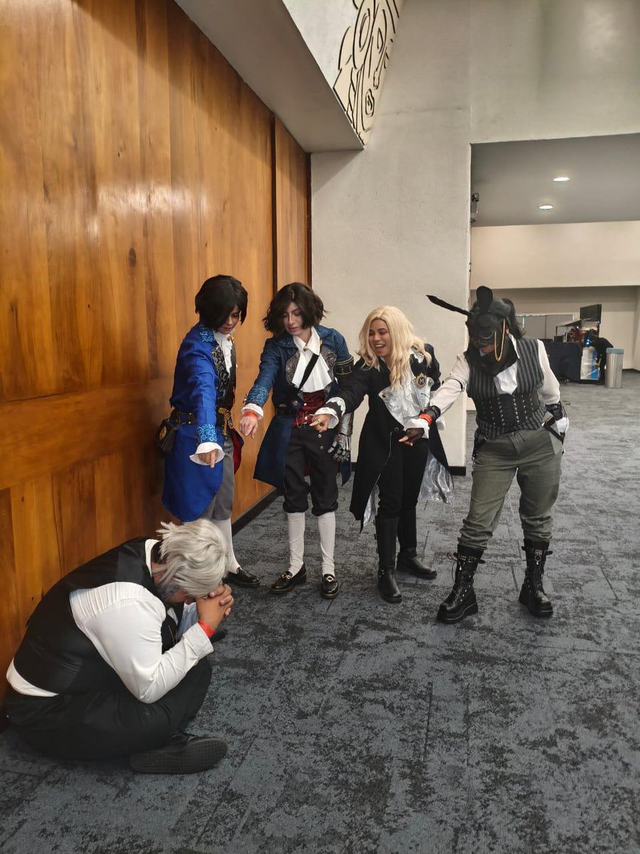 OsxGominola's tweet photo. Taking serious photos is like:

P: @Farron_ligthnin
https://t.co/l6XLB4771f
llkatsu_l|
https://t.co/h1WOLPuKnv
Romeo: Siuapilli_Chan
https://t.co/4dBYvjuY6M
Gepetto: Knight_Cosplay_jm
https://t.co/Mc9bvIHmcz

#LiesofP #LiesofPOverture #Cosplay #AniMole2025 https://t.co/qCLznewudM
