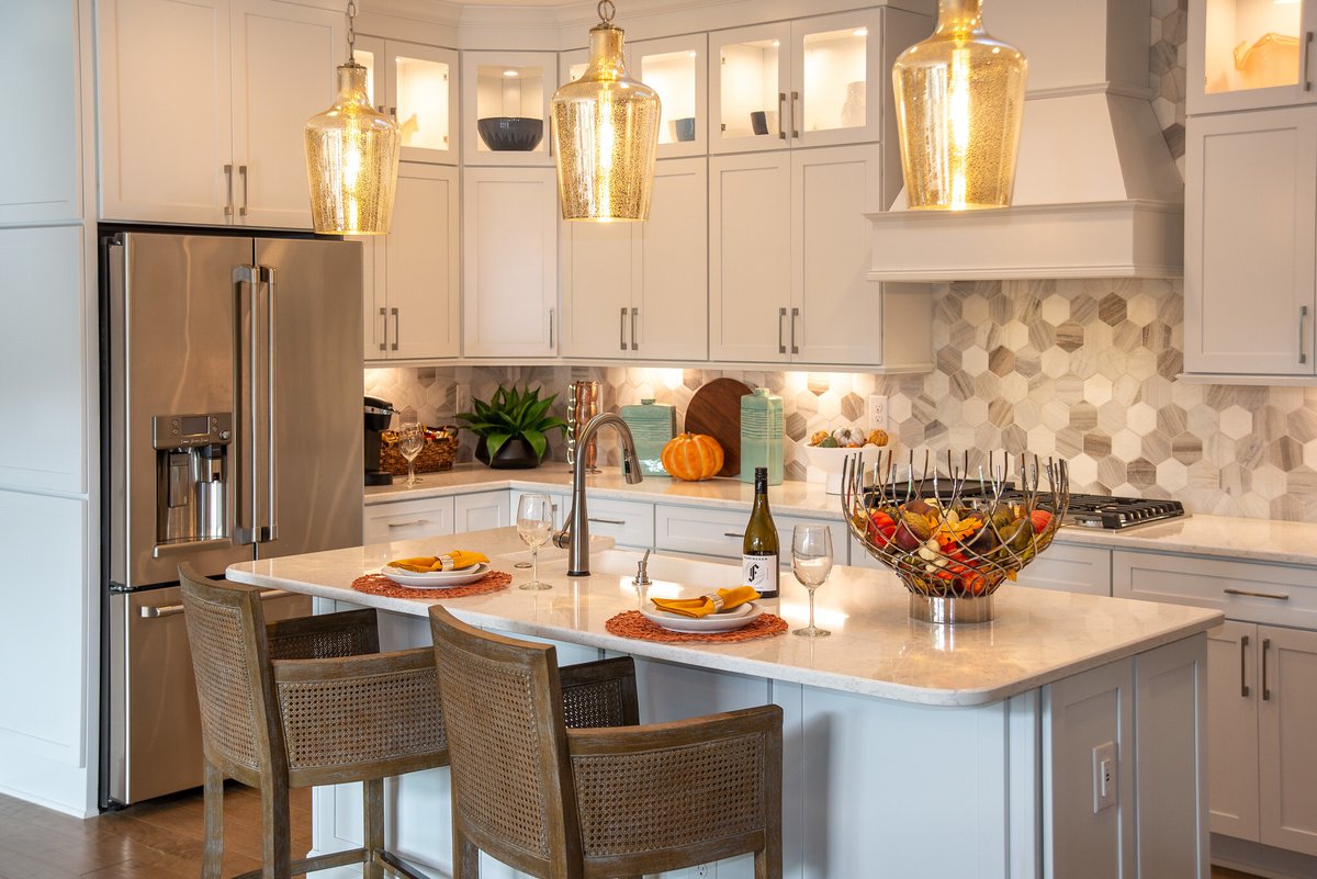 BelHaven12345's tweet image. Hello Fall! 🍂

Embrace the cozy charm of fall in a beautiful Epcon home.

Discover more at epconbelhaven.com
Selling in our Final Phase...Call Debbie at 513-520-4595 or Alan at 513-804-6675.

#EpconCommunities #FallHome #FirstDayoffall