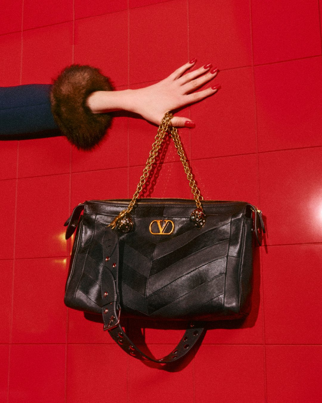 限定お値下げ！ヴァレンティノmade in Italy ニット美品！ミラノ本店 VALENTINO（ヴァレンティノ）ニット・セーター 青 サイズ:M