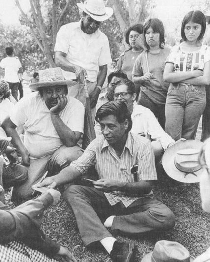 It's National Good Neighbor Day! As Cesar Chavez wisely said, "If you really want to make a friend, go to someone's house and eat with him… the people who give you their food give you their heart."

How do you pledge to be a good neighbor? 

#NationalChavezCenter #SiSePuede