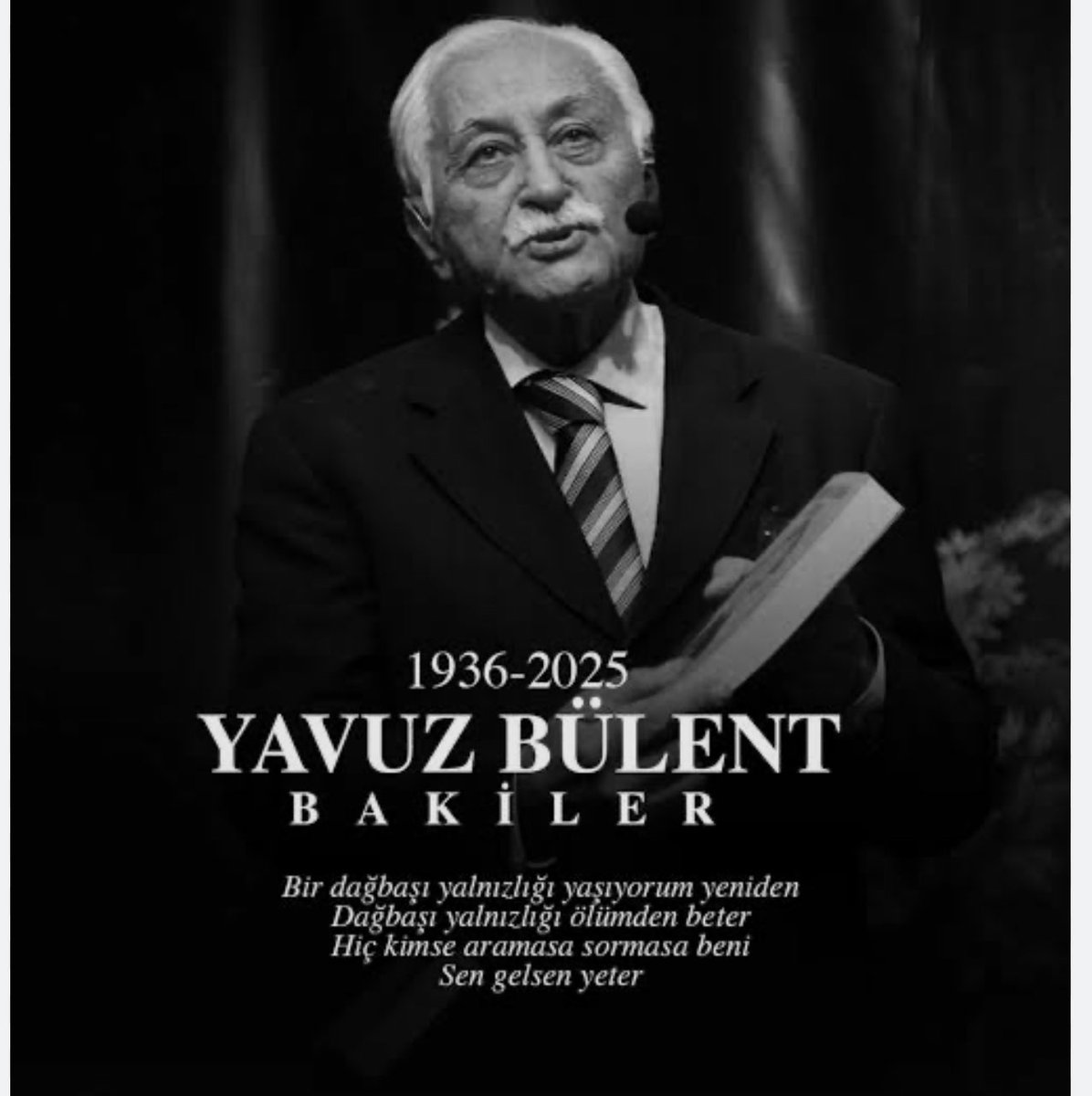 Gittim, yiğitçe döğüştüm gazâ meydanlarında Ne tak-ı zaferler istedim, ne taç...
Savaşta çiğnetmedim hilâli düşmanlara Barışta düştü üstüme gölge gölge haç...
YAVUZ BÜLENT BAKİLER