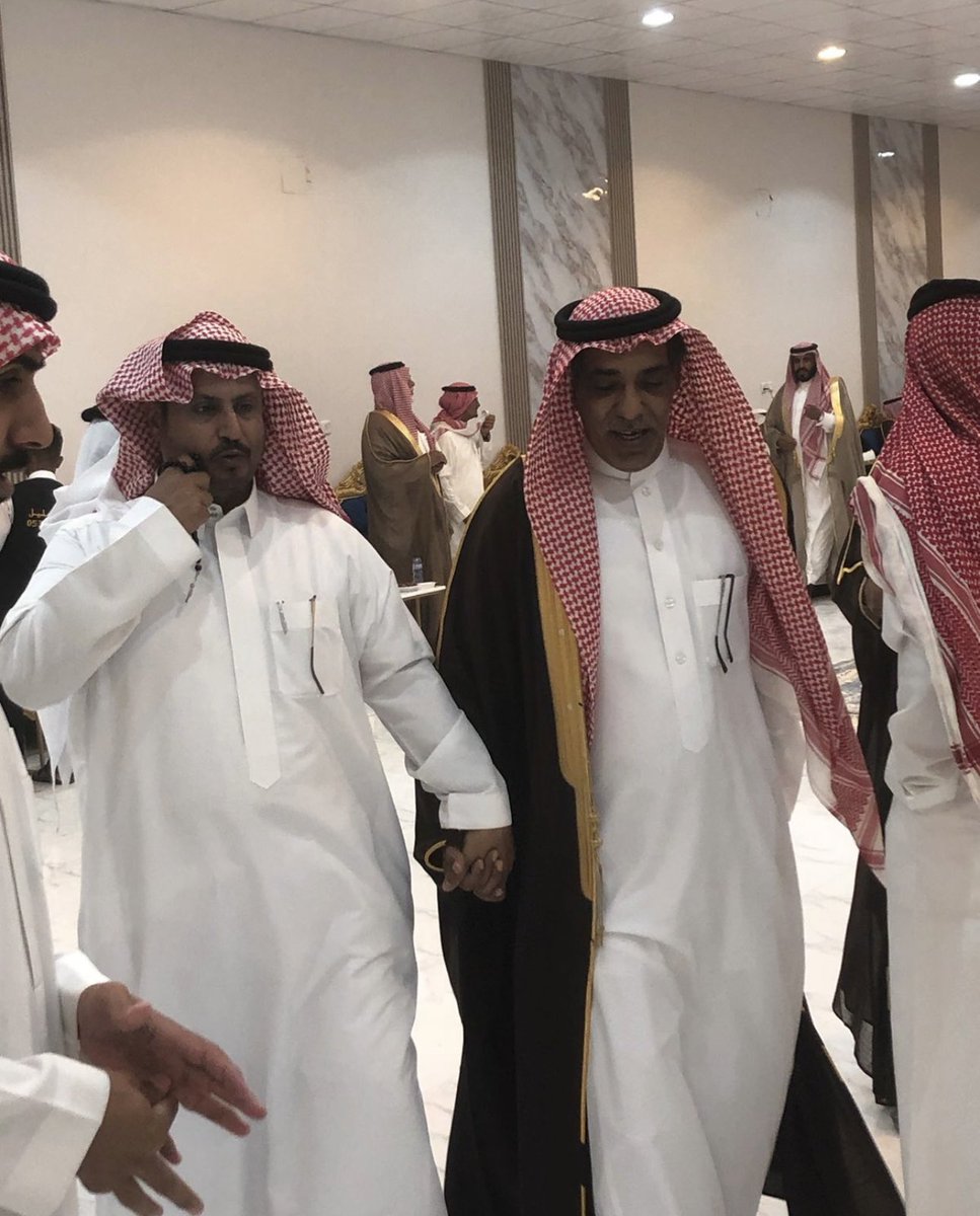 صورة تجمع والدي الشيخ د.م : ناجي راضي العردان في مجالسه مع كل من :

الشيخ : فيصل بن فهد ابن ثنيان
الشيخ : هايس بن عقيل ابن رخيص 
الشيخ : فهد بن عبيد ابن ثنيان 
الشيخ : متعب بن حمود ابن رخيص
#شمر