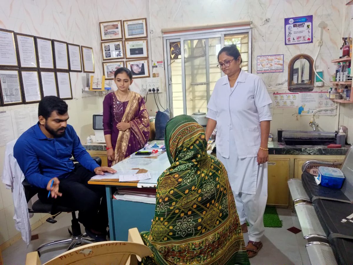 sbccjamvanthli's tweet photo. આજરોજ તા.28/09/2025 ના રોજ સ્વસ્થ નારી,સશક્ત પરિવાર અભિયાન કાર્યક્રમ અંતર્ગત PHC-Jamvanthali ખાતે આરોગ્ય  નિદાન કેમ્પનુ આયોજન કરવામાં આવેલ જેમાં જામનગરથી આવેલ ખાનગી તબીબ સ્ત્રી રોગ નિષ્ણાંત ડો ખુશ્બુ કલોલા મેડમ તથા ઓર્થોપેડીક સર્જન ડો. ટીંબડીયા સાહેબે આ કેમ્પ માં સેવા આપેલ. https://t.co/RfFXWgZbZZ