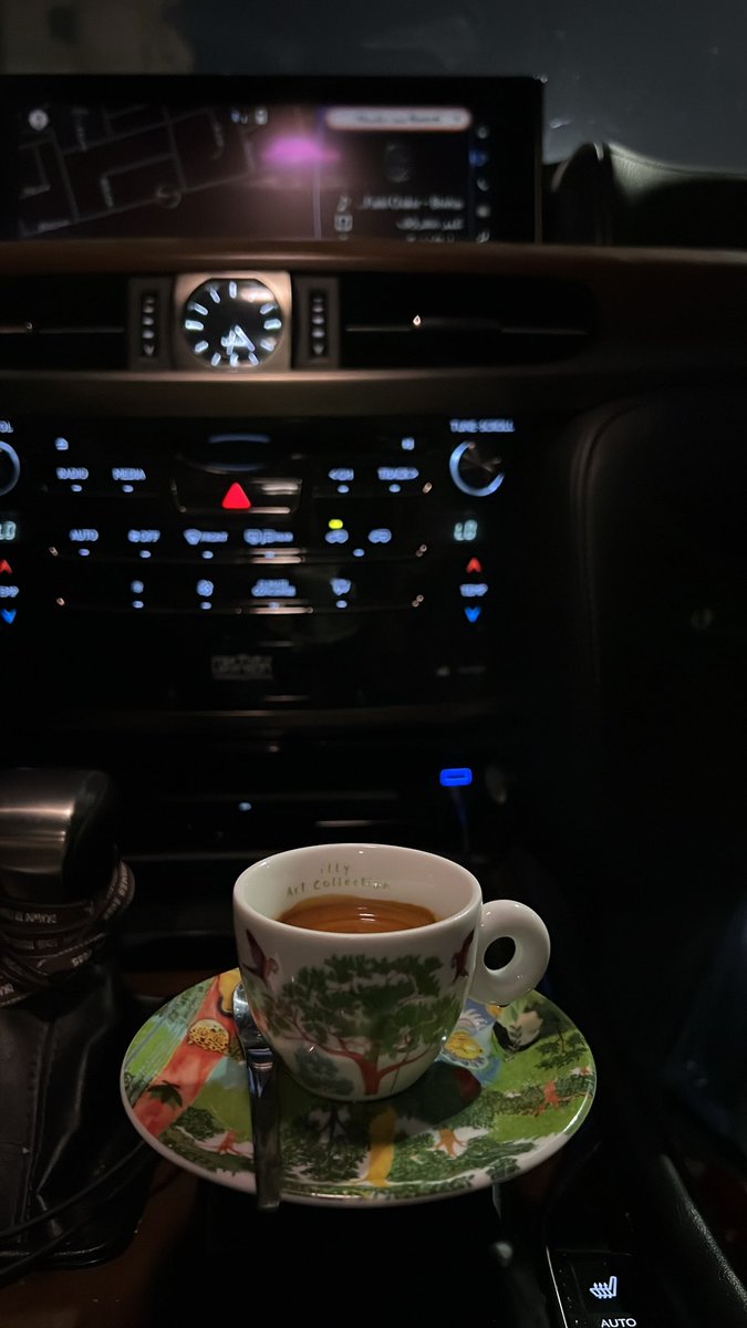 _d8eem's tweet image. مُحترم