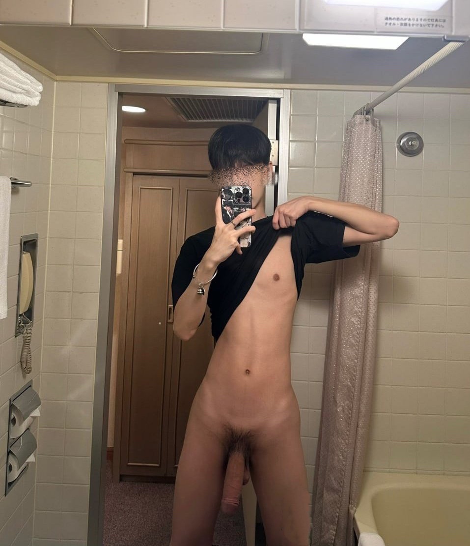 老婆 来洗手间给我口