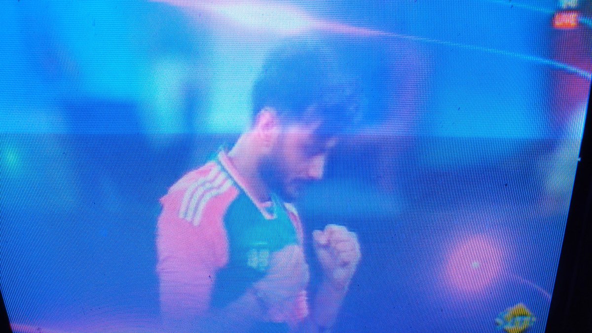SantaniSubhajit's tweet photo. पाकिस्तान का 3 विकेट गिरा।
अक्षर पटेल ने हरीश को आऊट किया 🔥
114- 3
#indvspak2025 #indvspakboycott 
#IndiaVsPakistan #AsiaCupT20 https://t.co/RJsEURLBYP